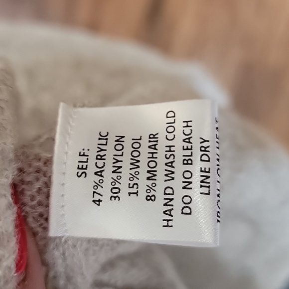 Pull-over - Picture 3 of 3